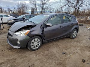 Toyota Prius 1.5L 4 2014