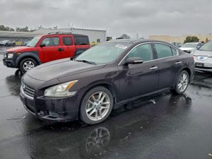 Nissan Maxima S 3.5L 6 2010