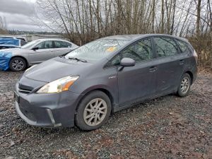 Toyota Prius 1.8L 4 2013