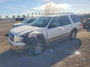 Ford Expedition XLT 5.4L 8 2011