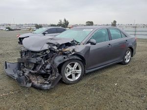 Toyota Camry 2.5L 4 2014
