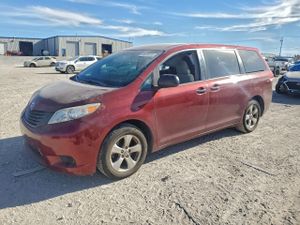 Toyota Sienna BASE 2.7L 4 2011