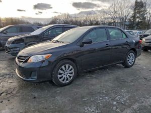 Toyota Corolla BASE 1.8L 4 2013