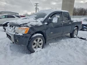 Nissan Titan XE 5.6L 8 2009