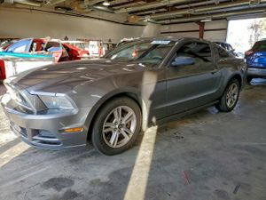 Ford Mustang 3.7L 6 2014