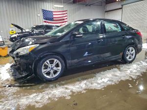 Ford Focus SE 2.0L 4 2014