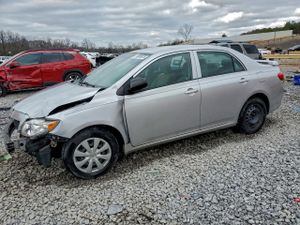 Toyota Corolla BASE 1.8L 4 2010