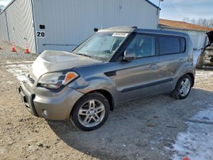 Kia Soul + 2.0L 4 2010