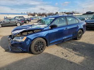 Volkswagen Jetta BASE 2.0L 4 2013