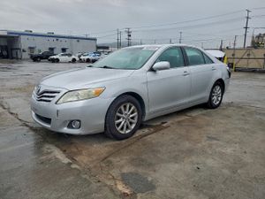 Toyota Camry SE 3.5L 6 2010