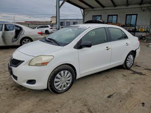 Toyota Yaris 1.5L 4 2012