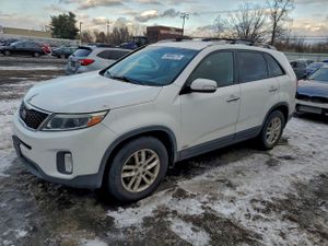 Kia Sorento LX 2.4L 4 2014