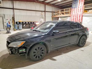 Chrysler 200 LX 2.4L 4 2014