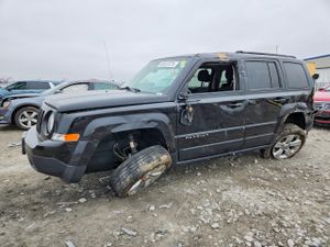 Jeep Patriot LATITUDE 2.4L 4 2015