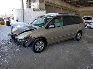 Toyota Sienna CE 3.3L 6 2006