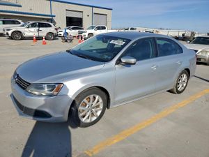 Volkswagen Jetta SE 1.8L 4 2014