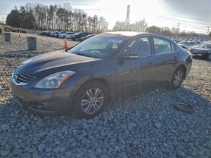 Nissan Altima BASE 2.5L 4 2010