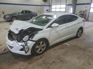 Hyundai Elantra GLS 1.8L 4 2013