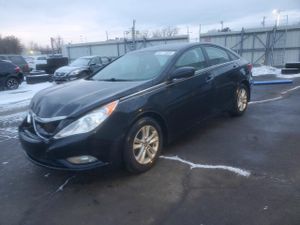 Hyundai Sonata GLS 2.4L 4 2013