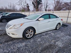 Hyundai Sonata SE 2.4L 4 2012