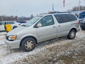 Toyota Sienna LE 3.0L 6 2002