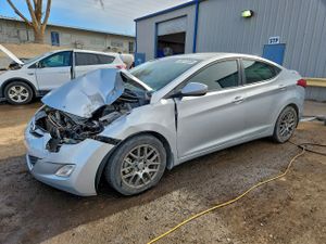 Hyundai Elantra GLS 1.8L 4 2013
