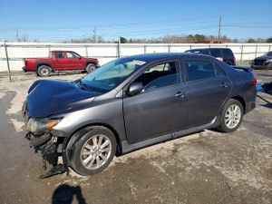 Toyota Corolla BASE 1.8L 4 2010