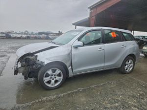 Toyota Corolla BASE 1.8L 4 2005
