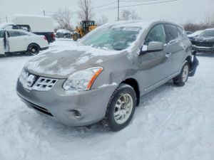 Nissan Rogue S 2.5L 4 2013