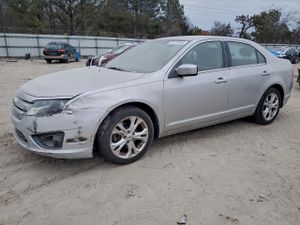 Ford Fusion SE 2.5L 4 2012