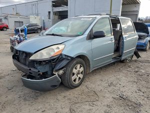Toyota Sienna CE 3.5L 6 2008
