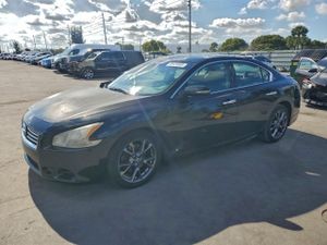 Nissan Maxima S 3.5L 6 2014
