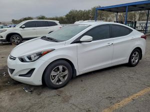 Hyundai Elantra SE 1.8L 4 2015
