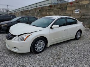 Nissan Altima BASE 2.5L 4 2010