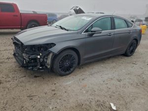 Ford Fusion SE 2.0L 4 2015