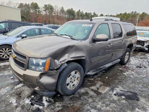 Chevrolet Suburban K1500 LT 5.3L 8 2012