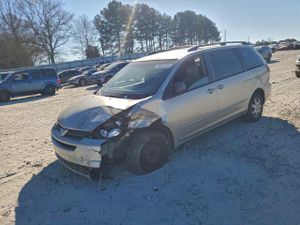 Toyota Sienna CE 3.3L 6 2004