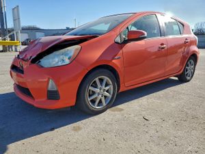 Toyota Prius 1.5L 4 2012