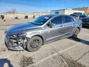 Ford Fusion SE 2.5L 4 2014