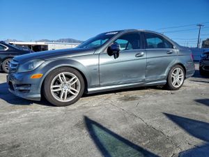 Mercedes-Benz C 250 1.8L 4 2012