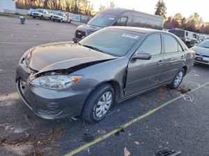 Toyota Camry LE 2.4L 4 2005