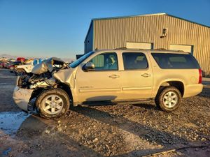 GMC Yukon K1500 SLT 5.3L 8 2013