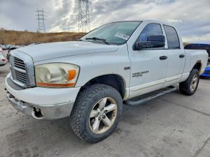 Dodge RAM ST 5.7L 8 2006