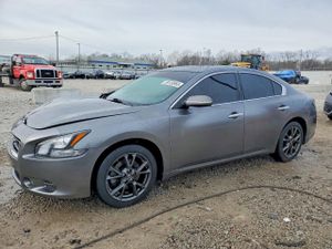 Nissan Maxima S 3.5L 6 2014