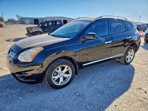 Nissan Rogue S 2.5L 4 2011
