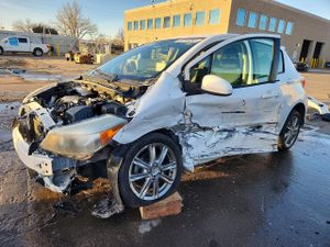 Toyota Yaris 1.5L 4 2012