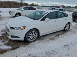 Ford Fusion SE 2.5L 4 2013