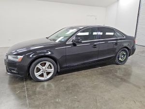 Audi A4 PREMIUM 2.0L 4 2013