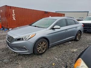 Hyundai Sonata SE 2.4L 4 2015