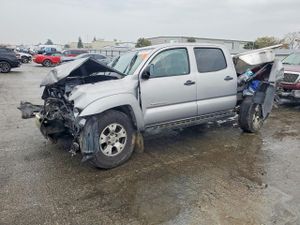Toyota Tacoma DOUBLE CAB PRERUNNER 4.0L 6 2015